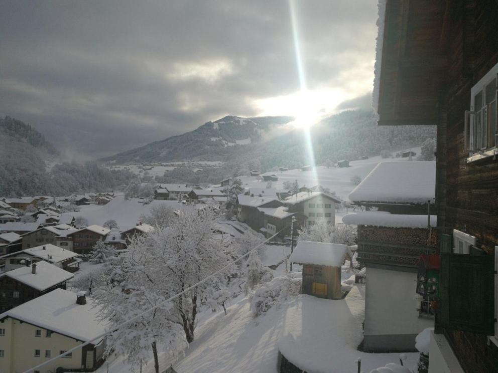 B&B Gafaller Jenaz ภายนอก รูปภาพ